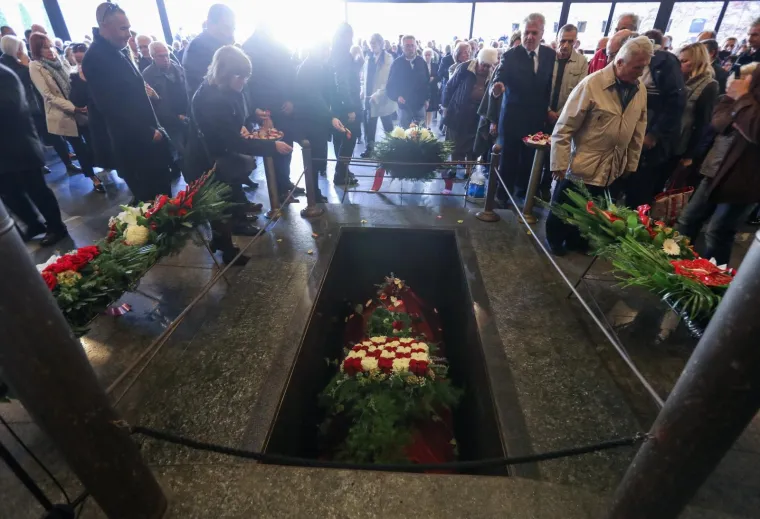 Obitelj i brojni prijatelji oprostili su se od dobrog duha Velebita Vlade Prpića