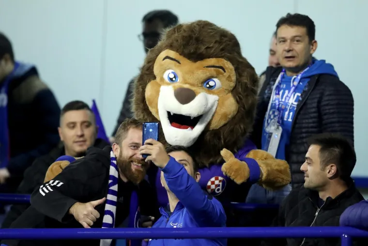 Drama u Ligi prvaka: Dinamo u zadnjoj minuti ispustio pobjedu u fantastičnoj atmosferi Maksimira