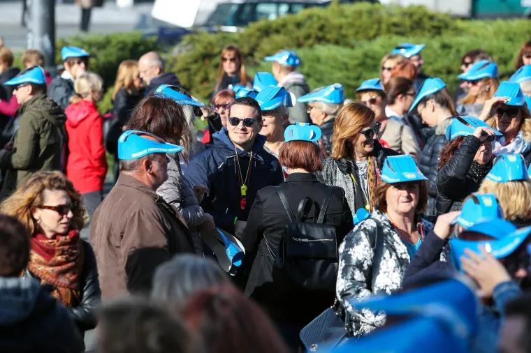 Prosvjetari pred Vladom: 'Mi bismo radije bili u razredima s na&scaron;im učenicima'