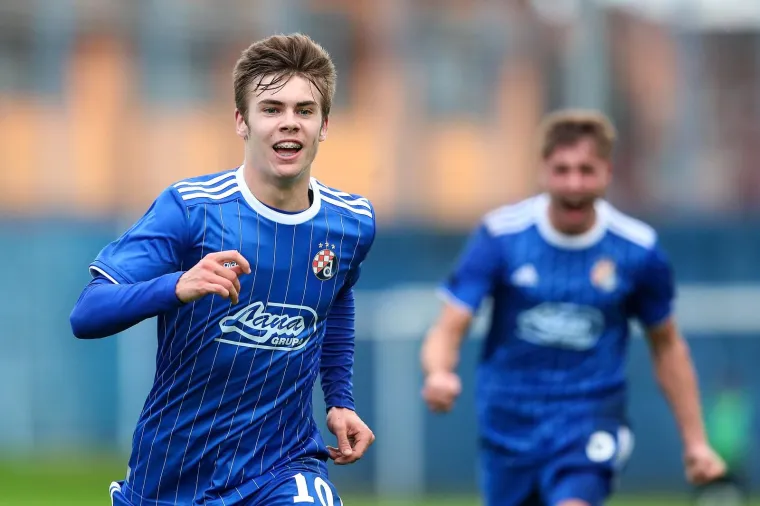 Odlična uvertira za veliku utakmicu: Dinamovi juniori pobijedili &Scaron;ahtar i ostali na prvom mjestu