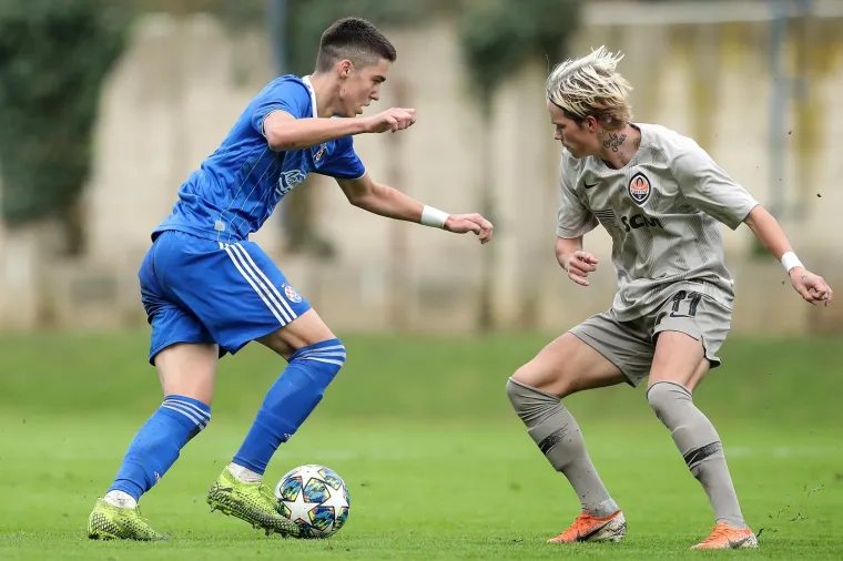 Odlična uvertira za veliku utakmicu: Dinamovi juniori pobijedili &Scaron;ahtar i ostali na prvom mjestu