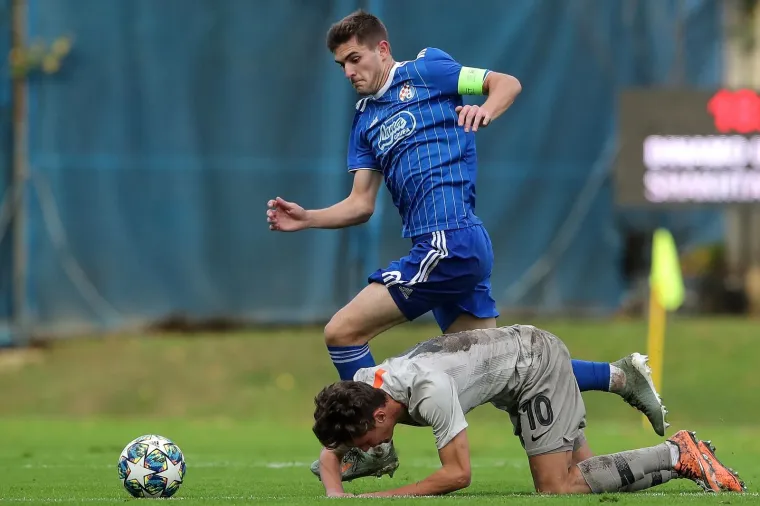 Odlična uvertira za veliku utakmicu: Dinamovi juniori pobijedili &Scaron;ahtar i ostali na prvom mjestu