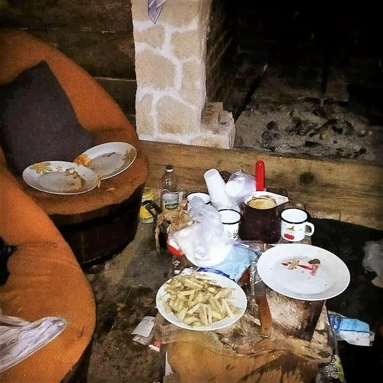 Slike užasa! Migranti provalili u kuću u Fužinama, policija ih uhvatila: Napravili su veliku &scaron;tetu