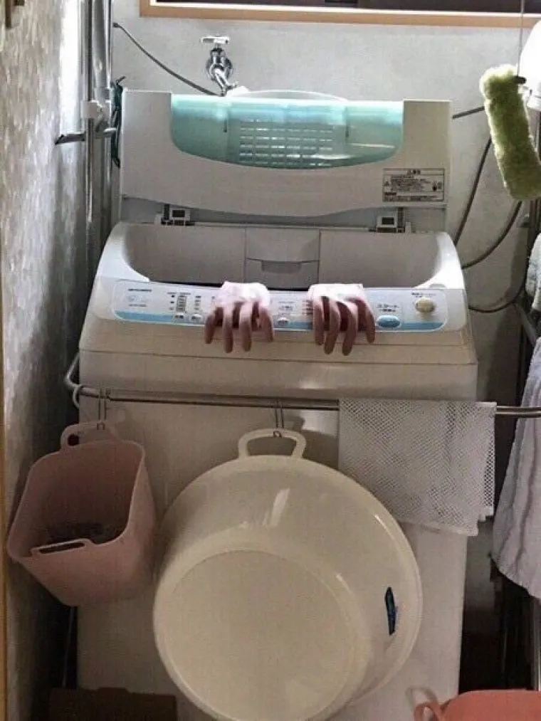 'Supruga je ostavila su&scaron;iti gumene rukavice. Skoro me herz strefil kad sam u&scaron;ao u kupaonicu'