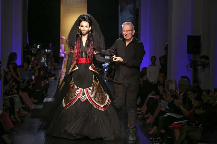 EVO KAKO JE CONCHITA WURST IZGLEDALA KAO DJEČAK: Stvari su se znatno promijenile, ali jedno je ostalo isto svih ovih godina