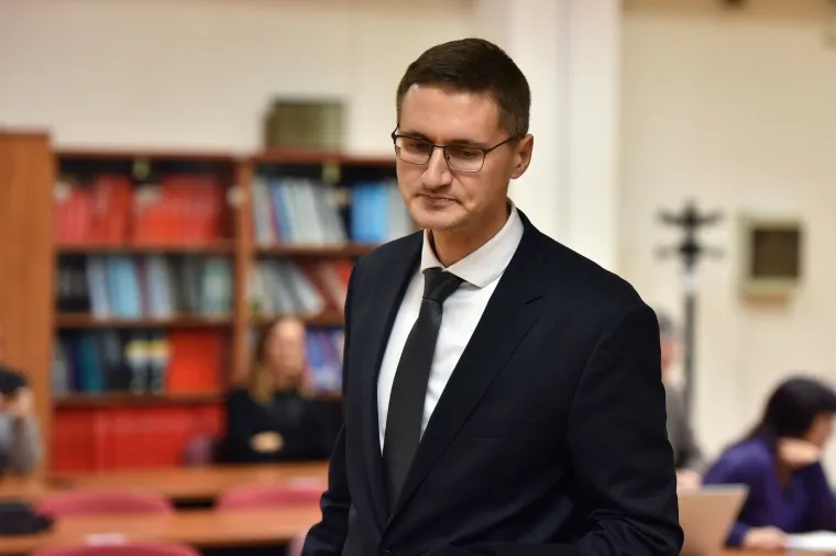 Smiljana Srnec pokunjeno je gledala u pod: Na suđenju pokazane fotografije Jasminina le&scaron;a