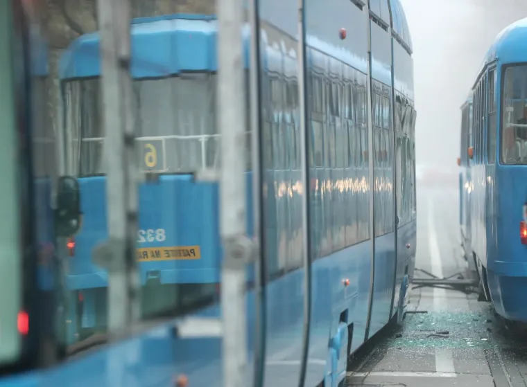 PROMETNI KOLAPS U ZAGREBU: O&scaron;tetila se kontaktna mreža u blizini Glavnog kolodvora; tramvaji preusmjereni