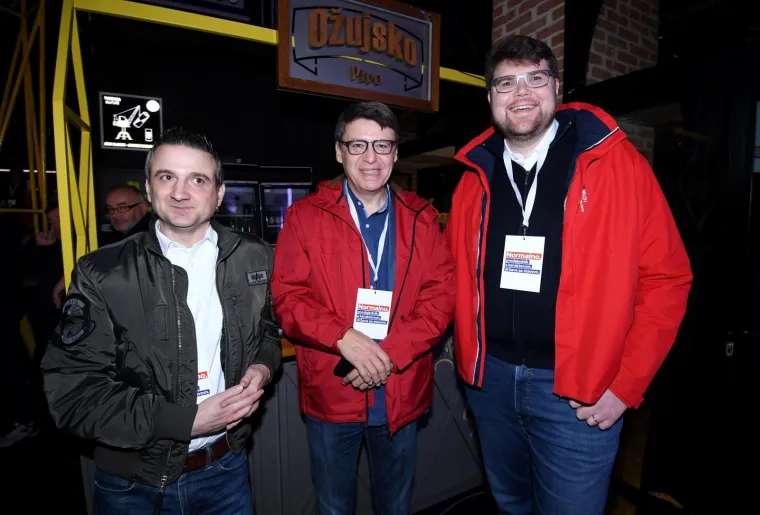 Ovo su ljudi kojima je Milanović favorit: Pogledajte tko je sve do&scaron;ao podržati biv&scaron;eg premijera i &scaron;efa SDP-a