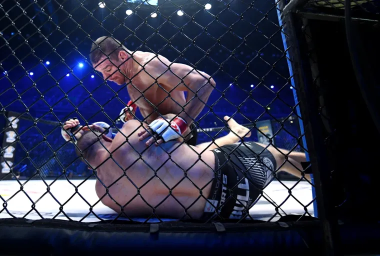 TRENUTAK KAD JE DELIJA UNI&Scaron;TIO SUPARNIKA: Thompson nije znao &scaron;to ga je sna&scaron;lo nakon ovog demoliranja