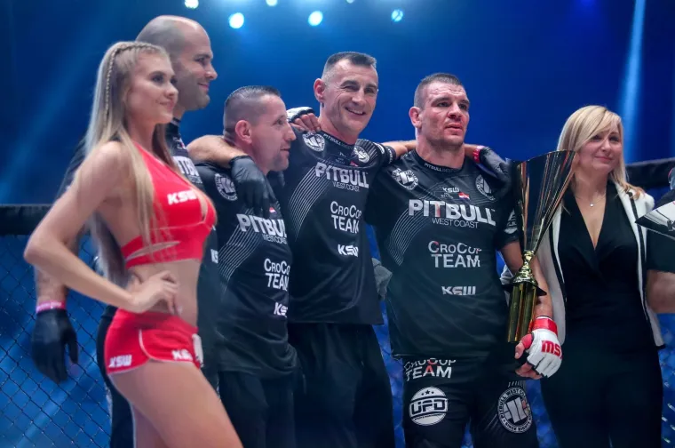 TRENUTAK KAD JE DELIJA UNI&Scaron;TIO SUPARNIKA: Thompson nije znao &scaron;to ga je sna&scaron;lo nakon ovog demoliranja