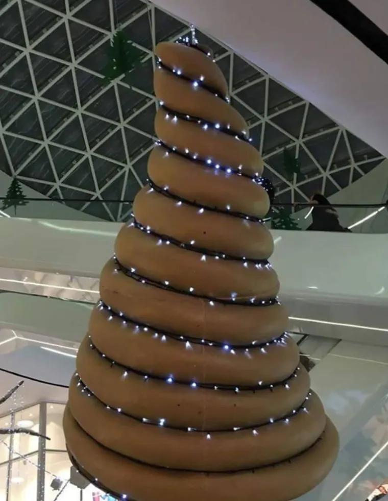 Toliko krivo na toliko razina: Jesu li ovo najbolesniji ukrasi za Božić ikada?