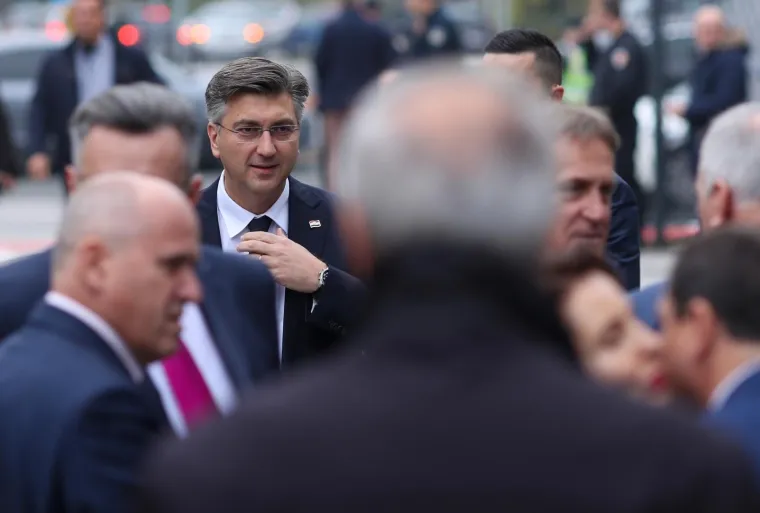 'Creme de la creme': Pogledajte tko je sve do&scaron;ao dati podr&scaron;ku Kolindi Grabar-Kitarović