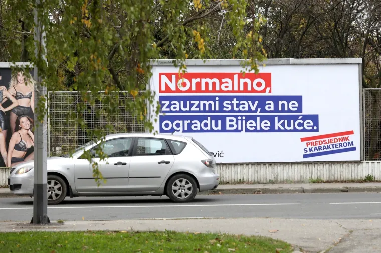 MILANOVIĆ SE SPRDA S PREDSJEDNICOM NA SVOJIM PLAKATIMA: 'Normalno, zauzmi stav, a ne ogradu Bijele kuće'