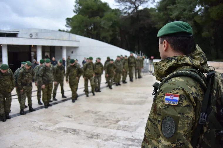 Pogledajte kako su izgledali hrvatski vojnici nakon dva dana hodanja u komadu