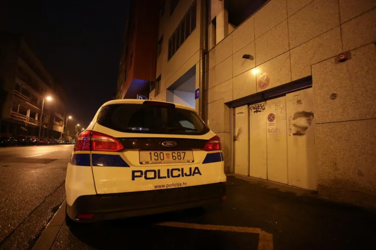 U stanu na Tre&scaron;njevci u Zagrebu pronađeno dvoje mrtvih: Policija ulazila kroz prozor