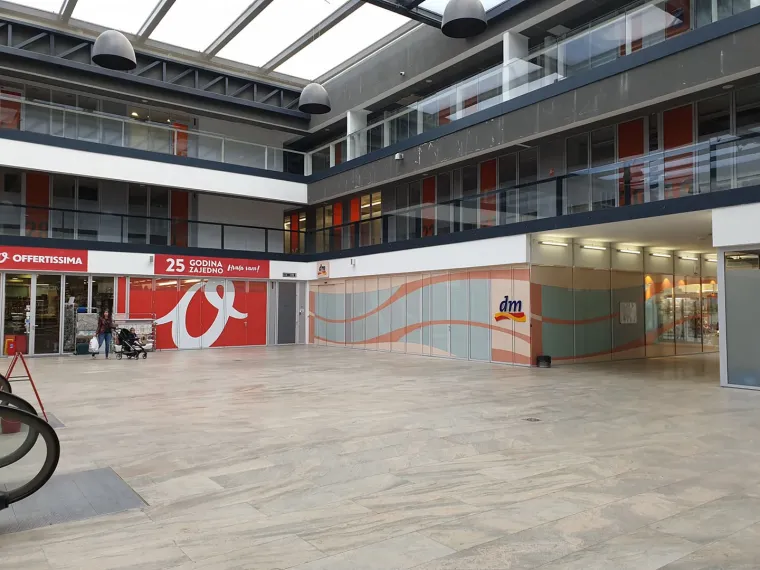 KAKO DANAS IZGLEDA GRAD NA DRAVI? Pusto i bez mladih ljudi...