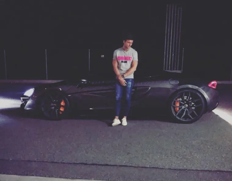 GOVORE ČETIRI JEZIKA, ALI JEDAN SVI RAZUMIJU: Toliko se razmeću bogatstvom da iz čiste obijesti uni&scaron;tavaju rolexe, Philippe Patekove...