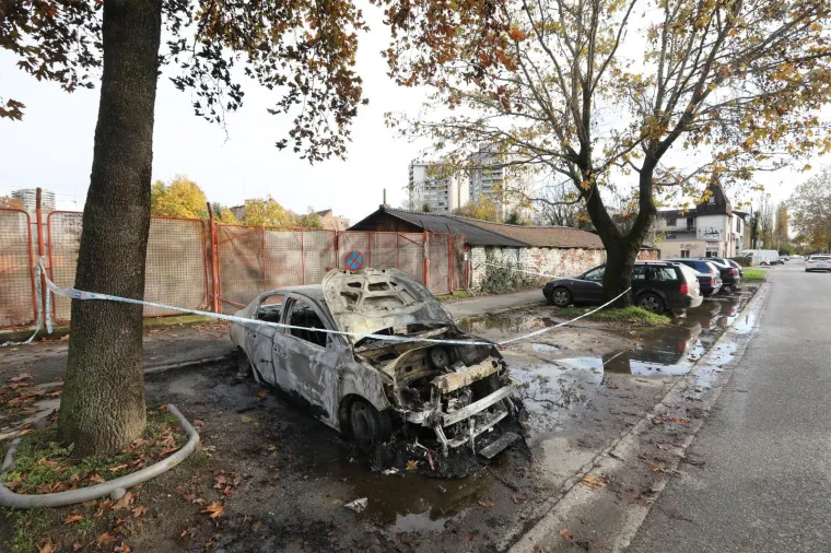 Što se događa u Zagrebu? Noćas planulo čak devet vozila, šteta je golema