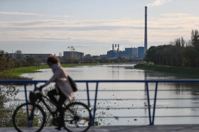 Vodeni val i u Zagrebu: Sava se izlila iz korita
