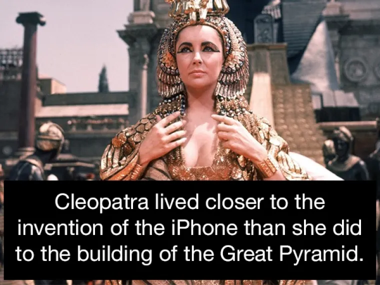 Kleopatra je živjela bliže izumu iPhonea, nego piramida.