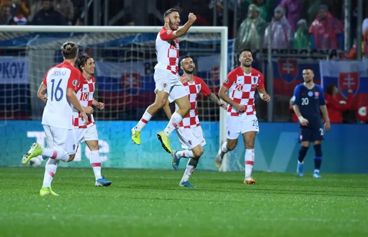 Vatreni odlaze na 11. veliko natjecanje! Hrvatska preokretom u drugom poluvremenu slomila Slovačku!