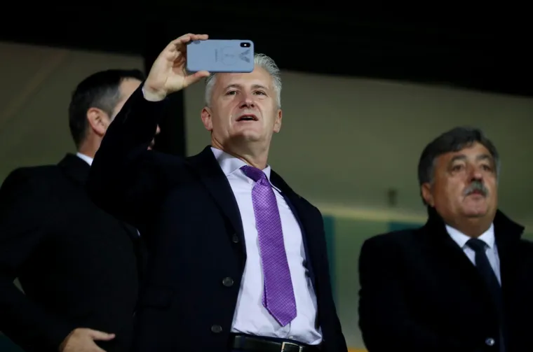 TKO JE SVE DO&Scaron;AO NA RUJEVICU? Poznati ispunili svečanu ložu, pogledajte u čijem je dru&scaron;tvu &Scaron;uker pratio Vatrene