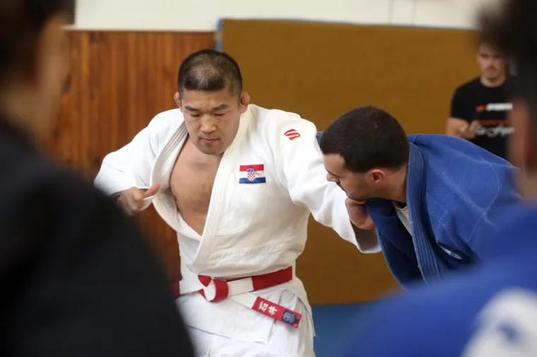 Olimpijski pobjednik i Cro Copov prijatelj održao humanitarni borilački seminar u Splitu