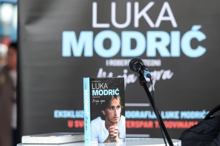 Luka Modrić na Interliberu otkrio najdraže knjige iz djetinjstva i djeci dao važan savjet