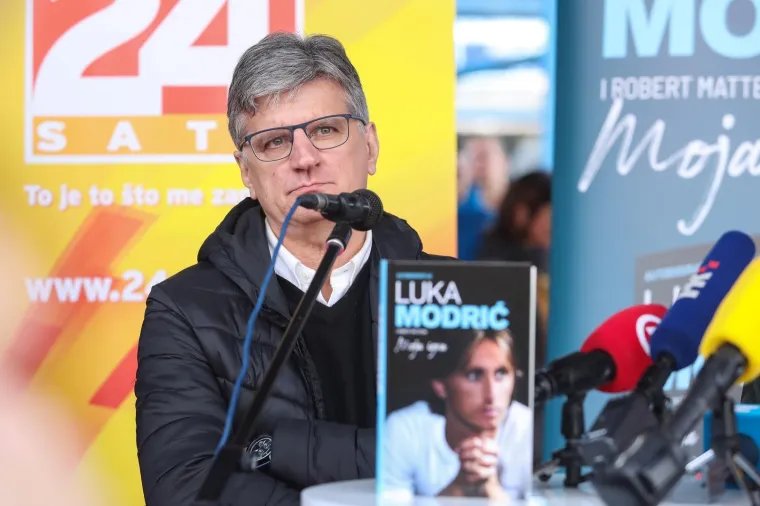 Luka Modrić na Interliberu otkrio najdraže knjige iz djetinjstva i djeci dao važan savjet