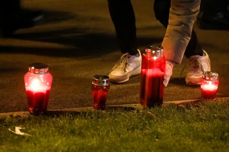 Paljenje svijeća u Zagrebu