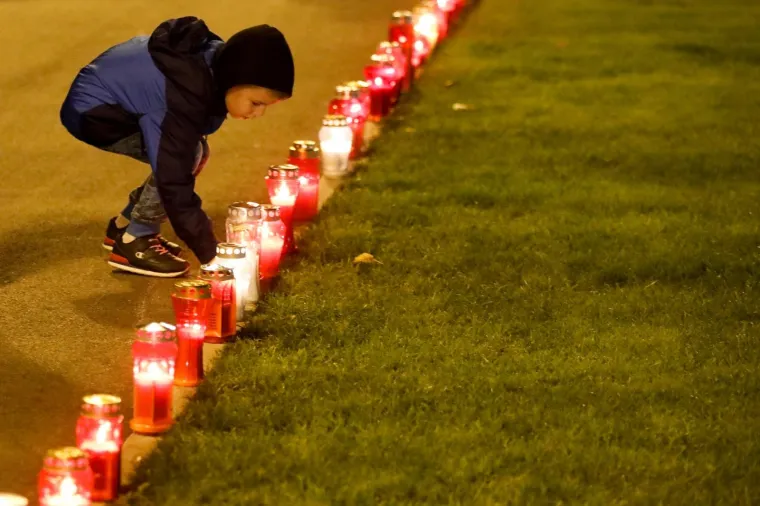 Paljenje svijeća u Zagrebu