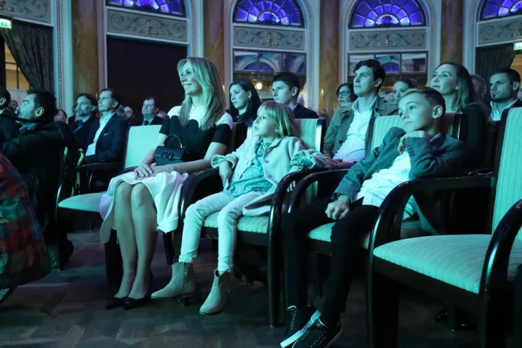 SAMO MODRIĆ MOŽE OKUPITI TAKVO DRU&Scaron;TVO: Boban, Marcelo, Bilić... Evo tko se sve pojavio na predstavljanju njegove knjige