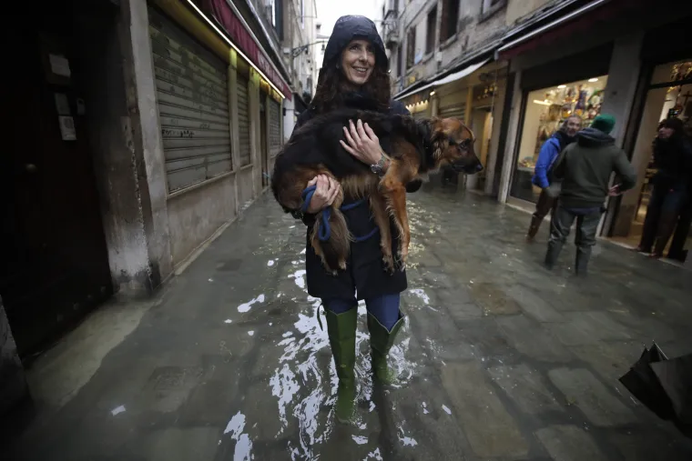 Dobre vijesti za Veneciju: Očekuje se spu&scaron;tanje razine vode, &scaron;kole će ponovno otvoriti svoja vrata