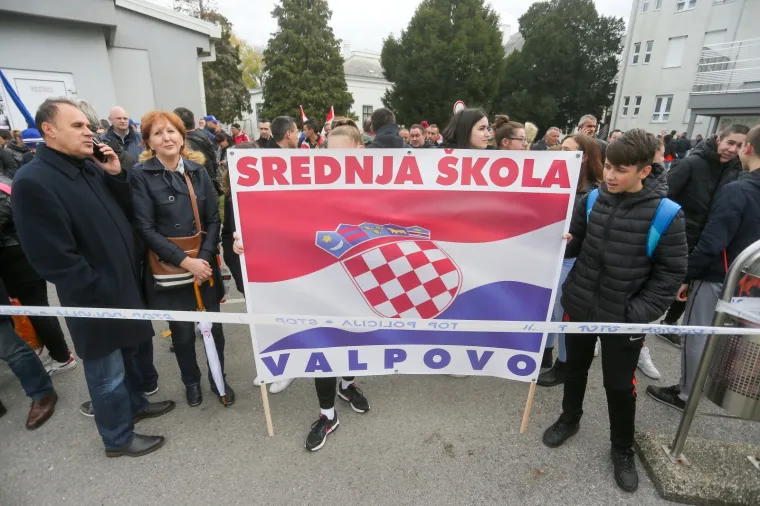 Kolona sjećanja u Vukovaru: Tužan dan kada se sjećamo pada grada