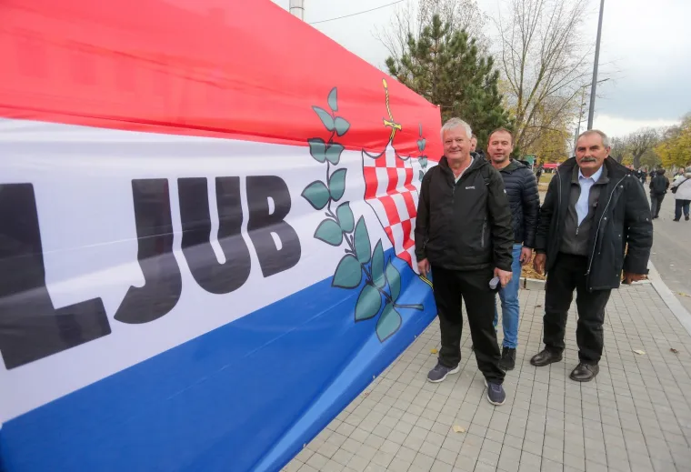 Kolona sjećanja u Vukovaru: Tužan dan kada se sjećamo pada grada