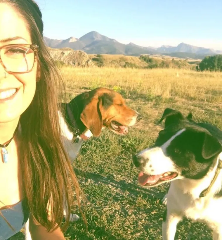 TE&Scaron;KO DA ĆE VAS IJEDAN ČOVJEK OVAKO GLEDATI: Psi uhvaćeni u emotivnim iskazima ljubavi prava su doza slatkoće