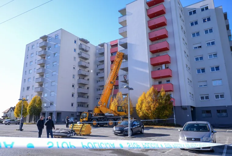 EKSPLOZIJA U ZAGREBU: Kran zapeo za dalekovod