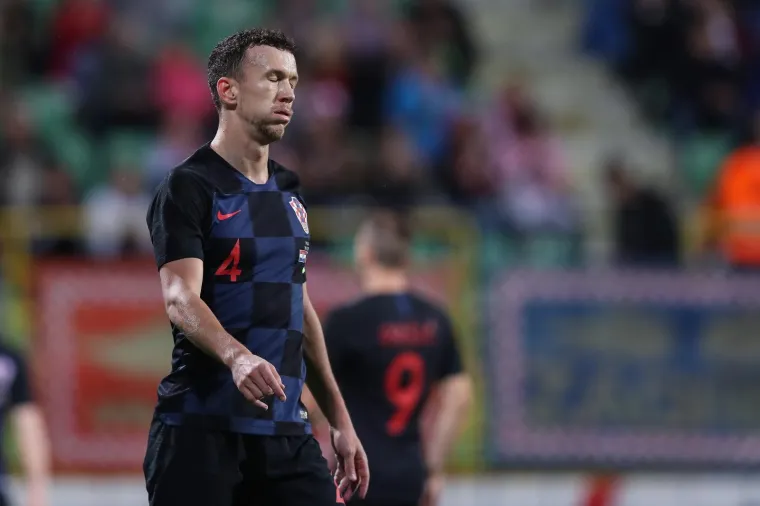 Hrvatska se u Puli s dva igrača manje pobjedom nad Gruzijom oprostila od 2019., ali i 'srebrnih' dresova