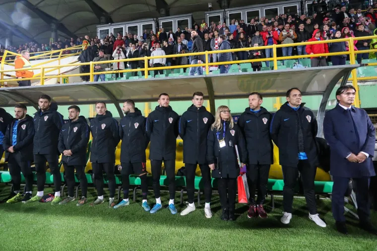 Hrvatska se u Puli s dva igrača manje pobjedom nad Gruzijom oprostila od 2019., ali i 'srebrnih' dresova