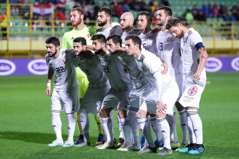 Hrvatska se u Puli s dva igrača manje pobjedom nad Gruzijom oprostila od 2019., ali i 'srebrnih' dresova