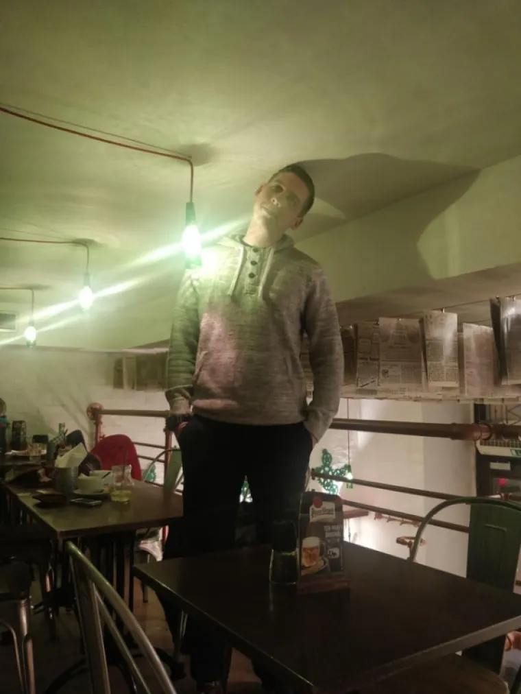 I, &Scaron;TO KAŽETE, KOME JE GORE?: Visoki i niski dijele urnebesne fotografije kako izgleda njihova svakodnevica