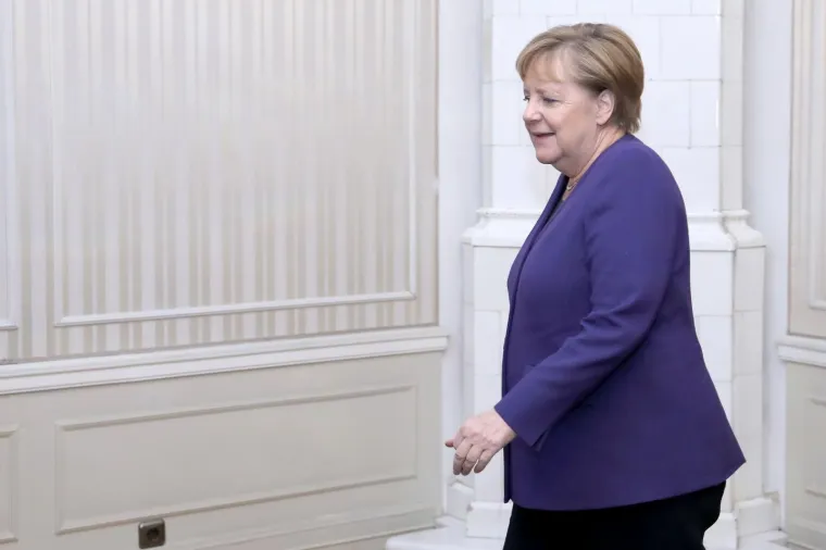 Plenković s ki&scaron;obranom u ruci i osmijehom na licu dočekao Angelu Merkel