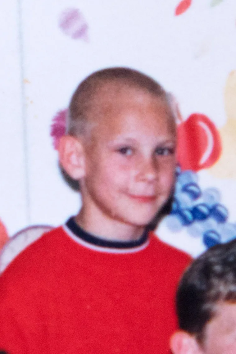 Domagoj Vida izdanak je poznate nogometne dinastije, a prije no &scaron;to je stupio na scenu njegov je otac Rudika harao hrvatskim nogometnim travnjacima. S Dejanom Lovrenom činio je neprobojni stoperski dvojac Hrvatske na Svjetskom prvenstvu 2018. godine, a Vida je i u klupskoj karijeri ostvario lijepe uspjehe. Najdublji je trag ostavio u kijevskom Dinamu i Be&scaron;ikta&scaron;u.