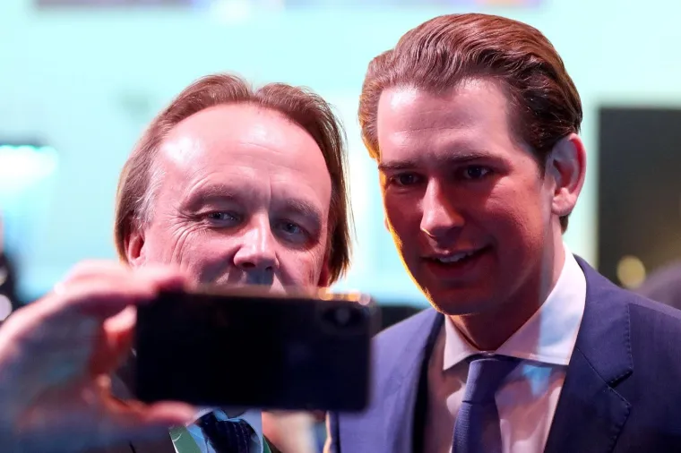 Pučani i službeno za novog &scaron;efa izabrali Tuska, u Zagrebu govorile Merkel, von der Leyen...