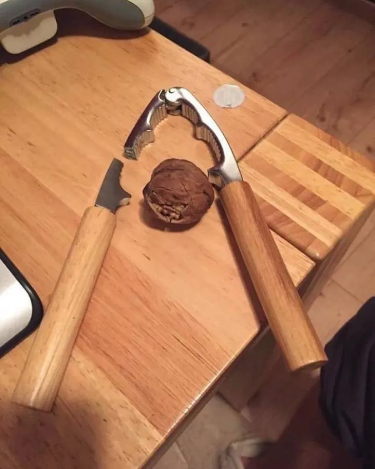 ČINI SE DA NESREĆA NIKAD NE DOLAZI SAMA, ONI TO NAJBOLJE ZNAJU: Stvarno je te&scaron;ko ne biti zlurad kad vidite ove pehiste