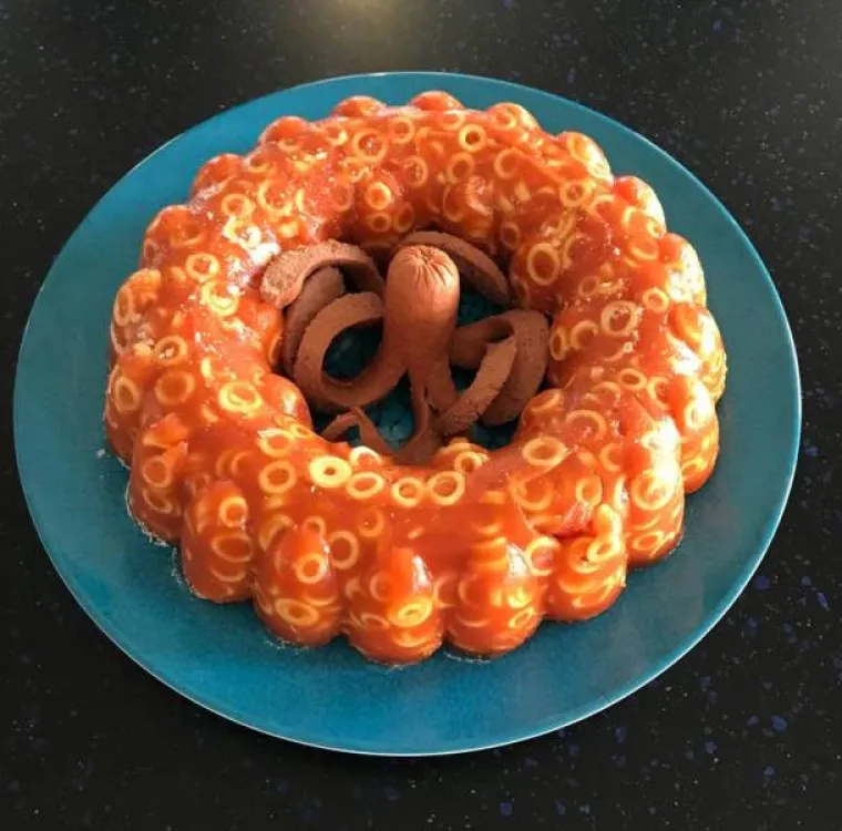 ZA&Scaron;TO LJUDI, RECITE ZA&Scaron;TO?! Kulinarske opačine za koje je dostojna samo jedna kazna