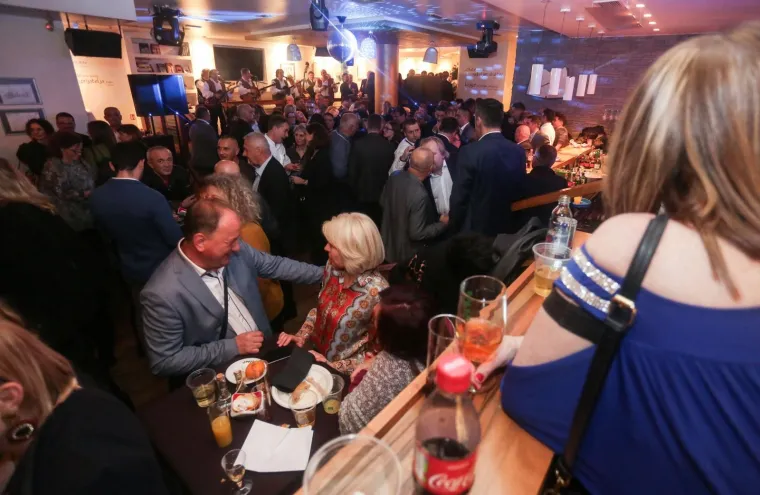 Bandića ljubili svi odreda! Na rođendanskoj proslavi gradonačelnika Jakov Kitarović, Milan Kujundžić...