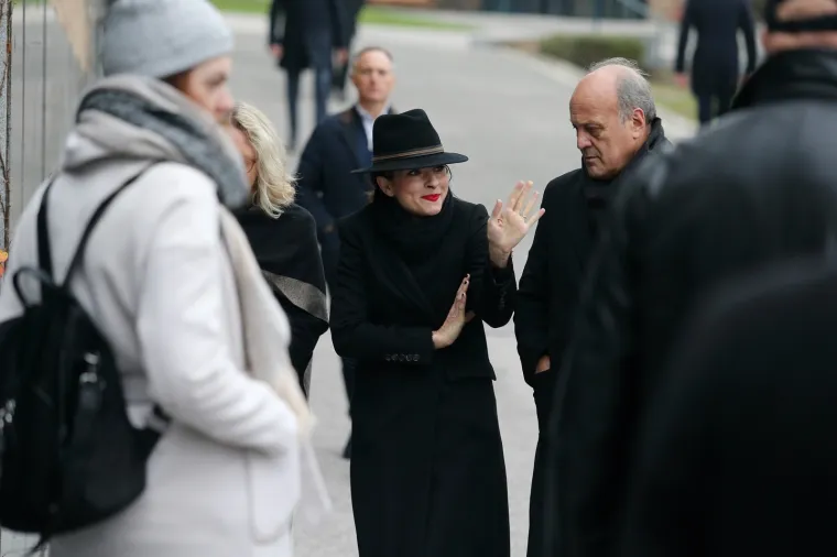 Tužan opro&scaron;taj od velikana! Na ispraćaj Branka Lustiga do&scaron;li Plenković, Bandić...