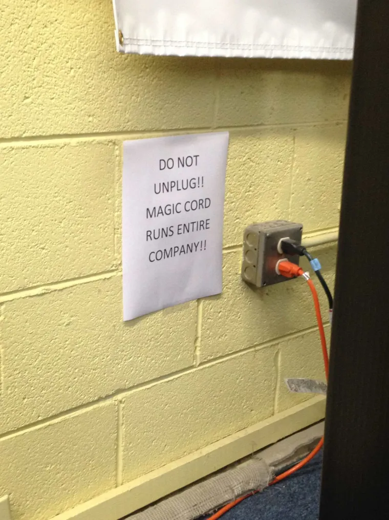 DA IGRAJU RUSKI RULET, MANJE BI RISKIRALI: Jednostavno prizivaju katastrofu, nelagodno je i za gledati