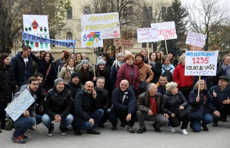 TISUĆE LJUDI U ZAGREBU PROSVJEDUJE ZA VEĆE PLAĆE U OBRAZOVANJU: 'Ne očekujemo kraj štrajka jer Vlada zasad nema ozbiljnu ponudu'